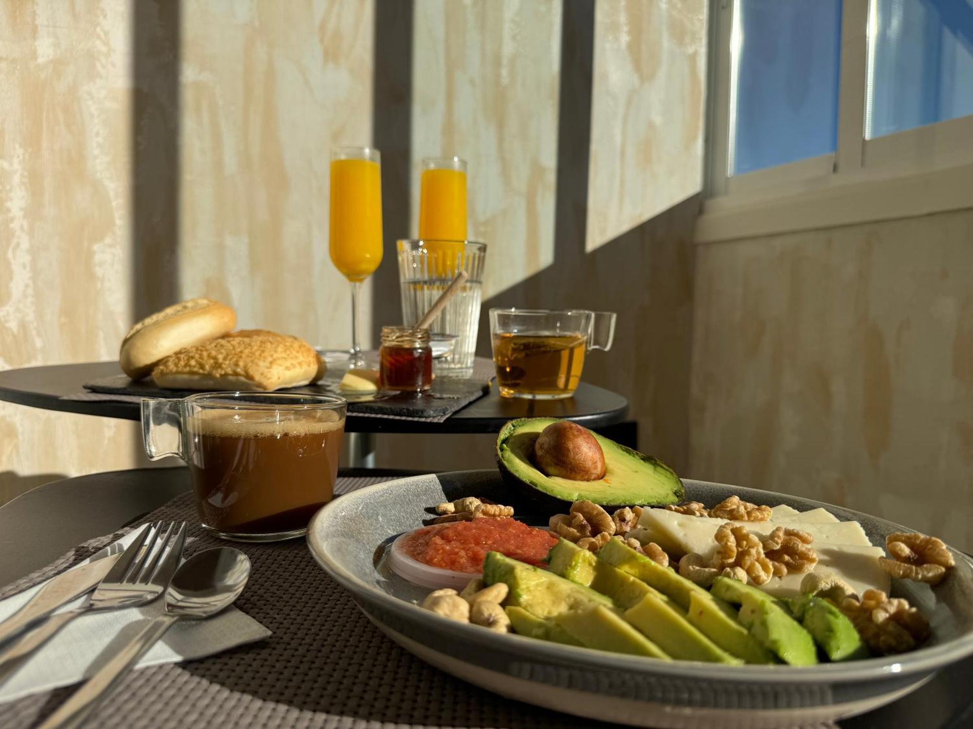 Zelun Suite Torremolinos Center Ngoại thất bức ảnh