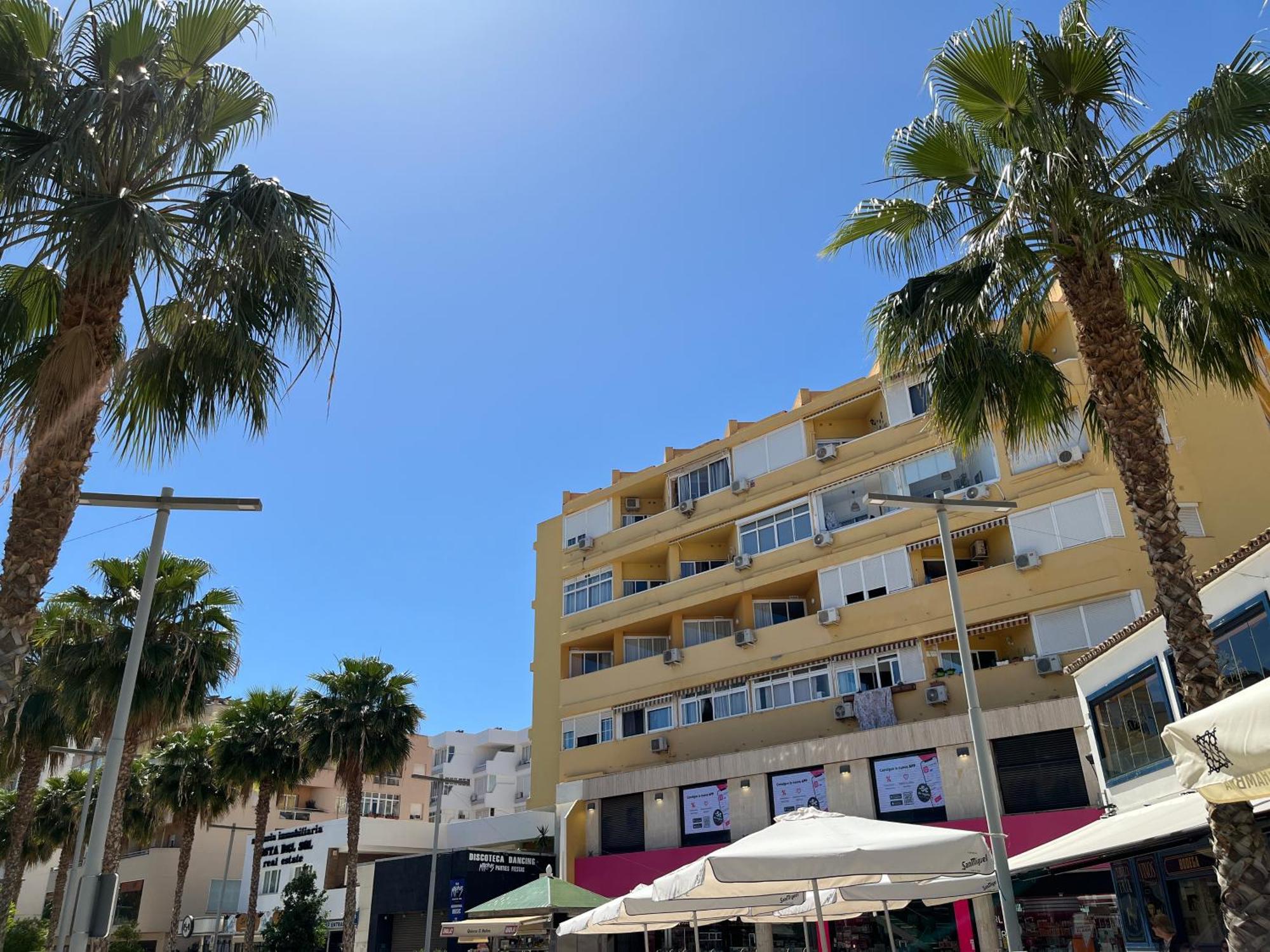 Zelun Suite Torremolinos Center Ngoại thất bức ảnh